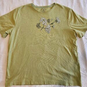 White Stag Tee Green Top with Flowers